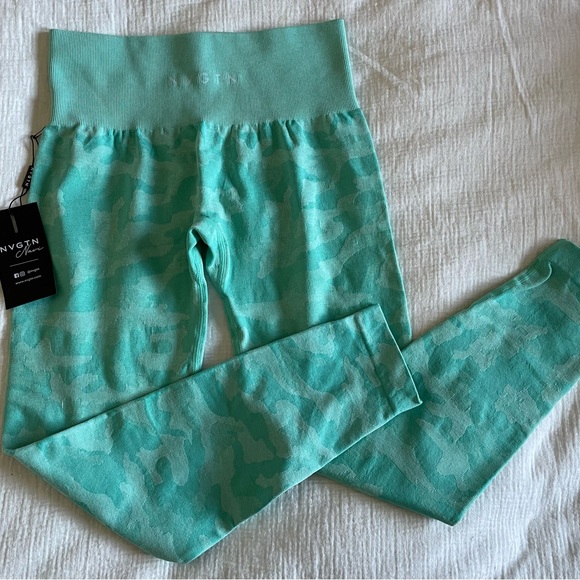 NVGTN Seamless Leggings - Picture 4 of 5